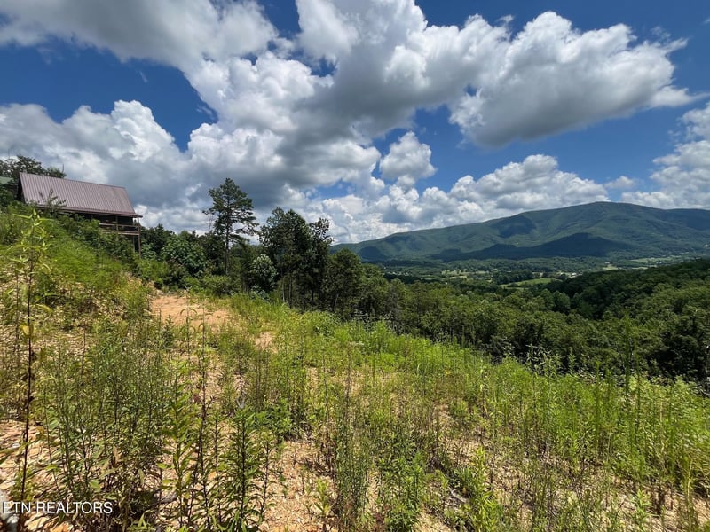 2861 Indigo Ln Lot 2B-R1, Sevierville, TN 37862