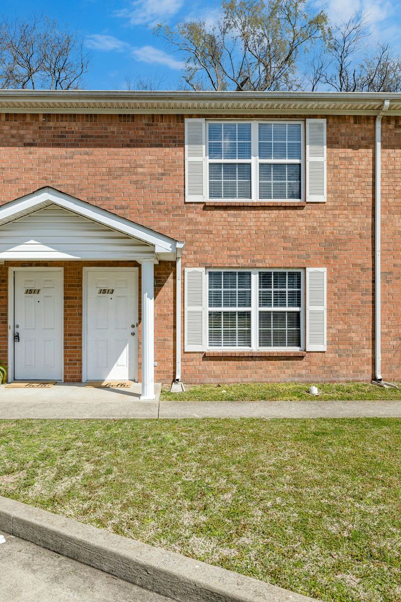 1513 Center Pointe Dr, Murfreesboro, TN 37130