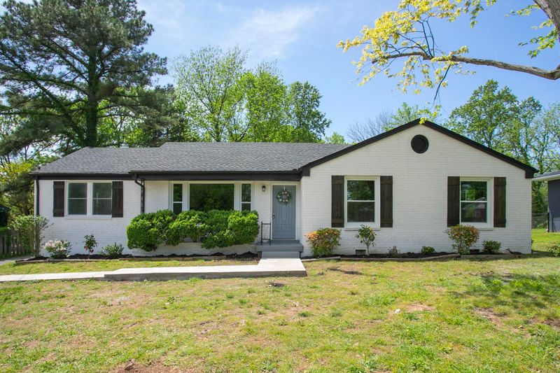 826 Colfax Dr, Nashville, TN 37214