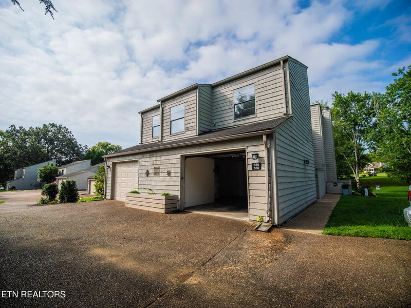 560 Lost Tree Ln, Knoxville, TN 37934