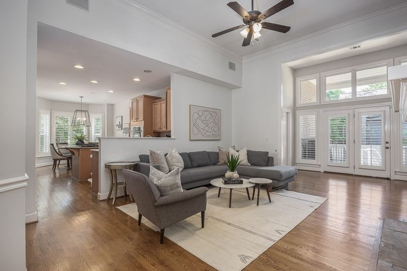 960 Caldwell Ln, Nashville, TN 37204