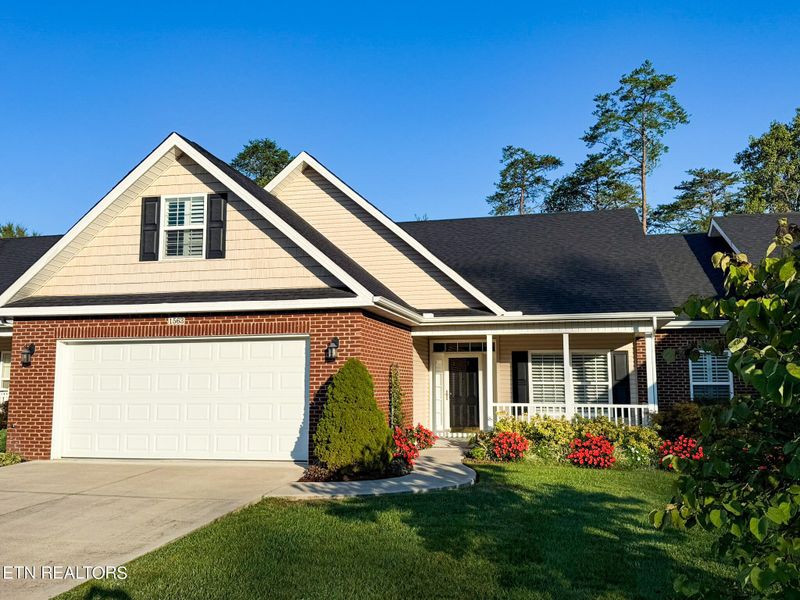 1563 Autumn Path Ln, Knoxville, TN 37918