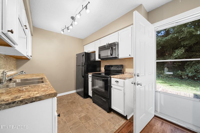 3918 Valley Creek Way, Knoxville, TN 37918