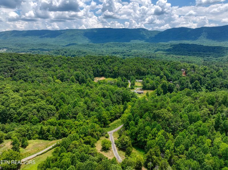 2262 Mcspadden Rd, Maryville, TN 37803