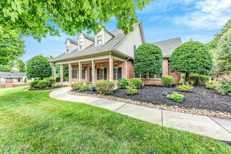 1068 Hamilton Ridge Ln, Knoxville, TN 37922