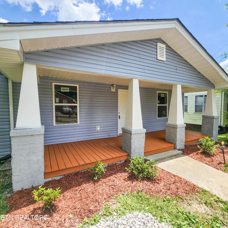 2736 Tarleton Ave, Knoxville, TN 37914