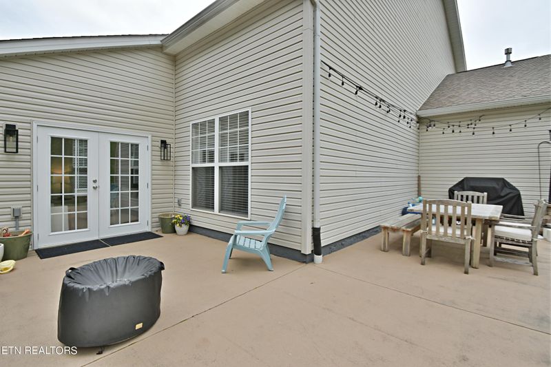10754 Carpenter Run Ln, Knoxville, TN 37932