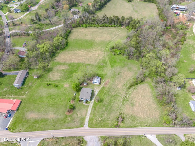 8005 Millertown Pike, Knoxville, TN 37924