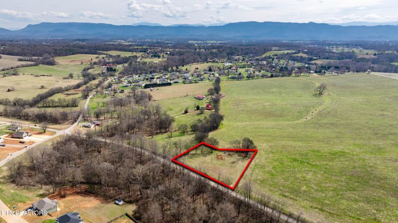 2 Nails Creek Rd Lot 2, Maryville, TN 37804