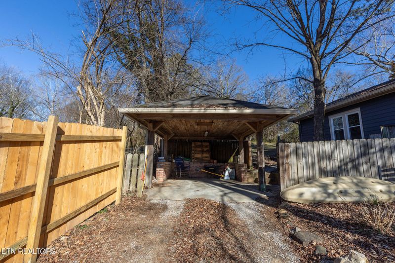 4019 Garden Dr, Knoxville, TN 37918