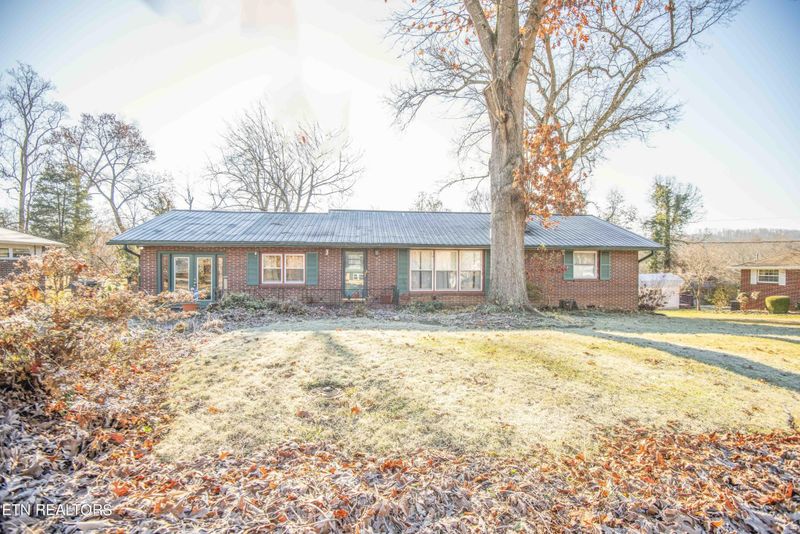 204 Brancroff Cir, Knoxville, TN 37920