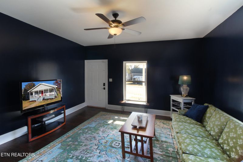 311 E Morelia Ave, Knoxville, TN 37917