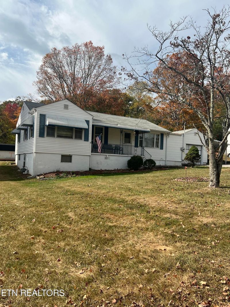 5817 Ne Eldridge Rd, Knoxville, TN 37918