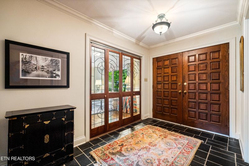 705707 Kempton Rd, Knoxville, TN 37909