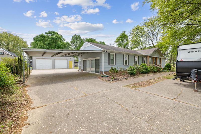 7743 Franklin Rd, Murfreesboro, TN 37128