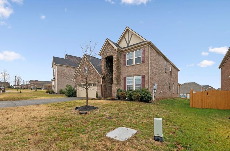 5192 Giardino Dr, Mount Juliet, TN 37122