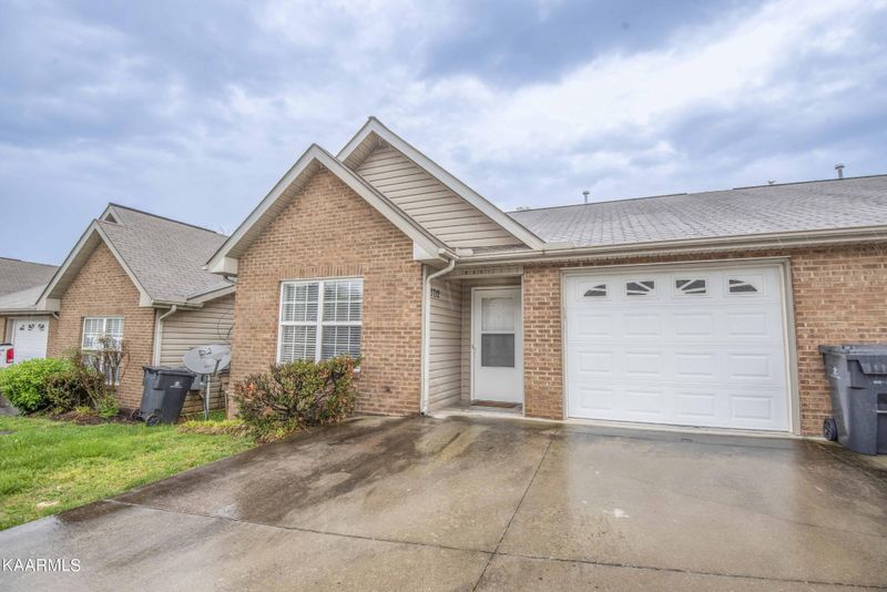 3712 Willow Falls Way #11, Knoxville, TN 37917