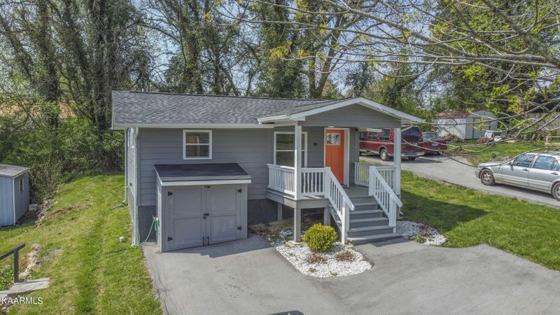 3613 Sevier Heights Rd, Knoxville, TN 37920