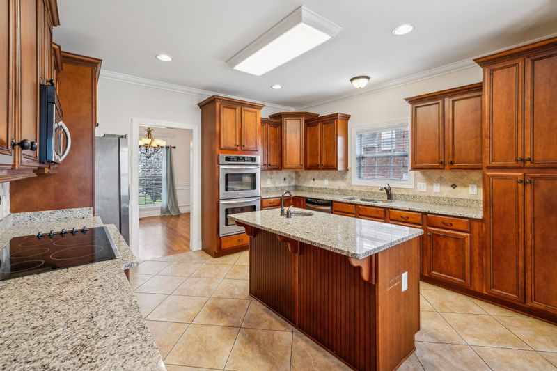 1015 Kingman Ave, Murfreesboro, TN 37129