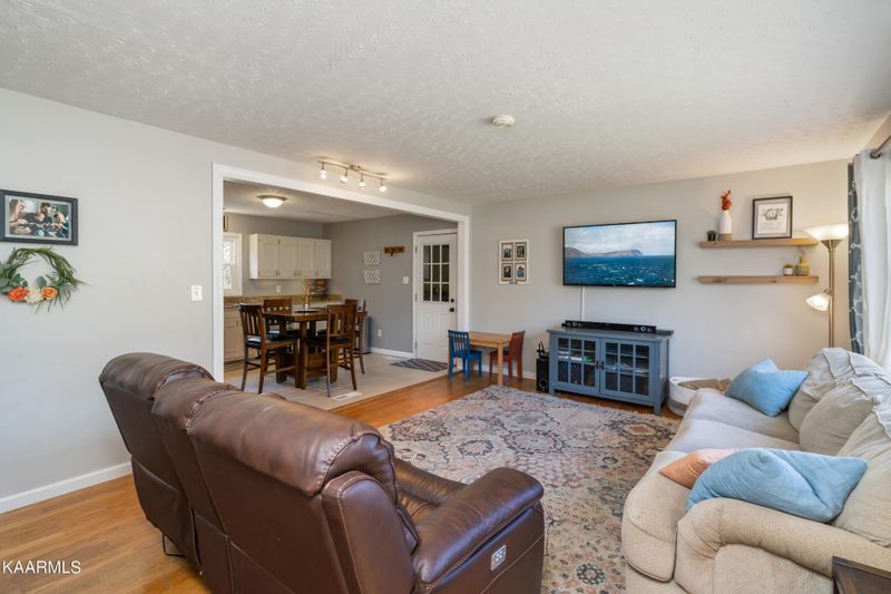 4714 Springbrook Rd, Knoxville, TN 37921