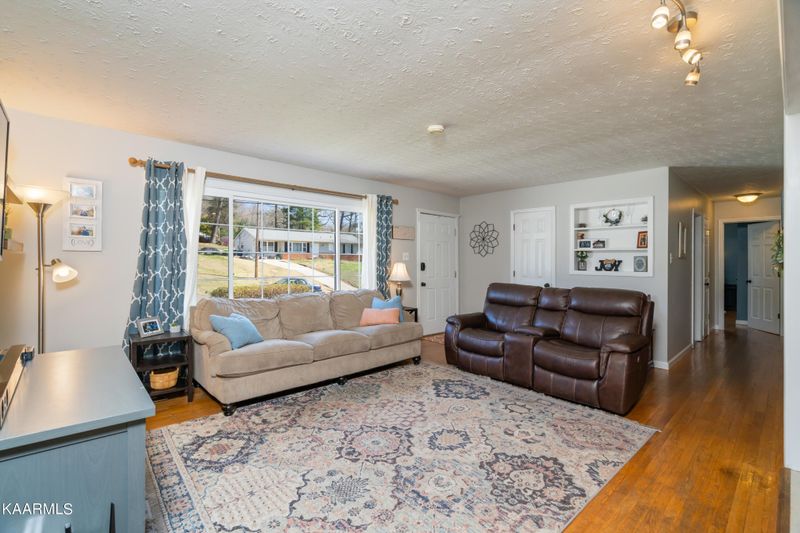 4714 Springbrook Rd, Knoxville, TN 37921