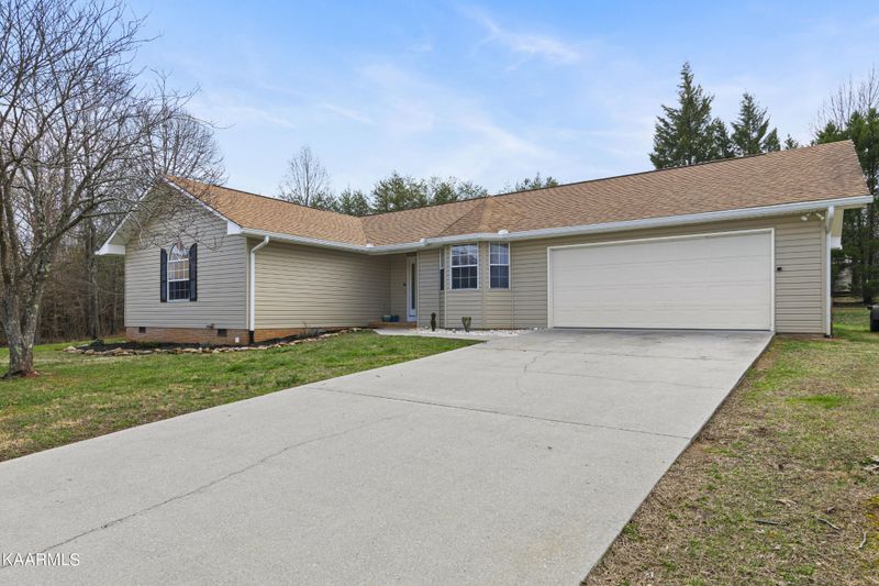 7905 Dillfield Ln, Knoxville, TN 37920