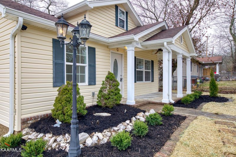 5107 S Sevierville Pike, Knoxville, TN 37920