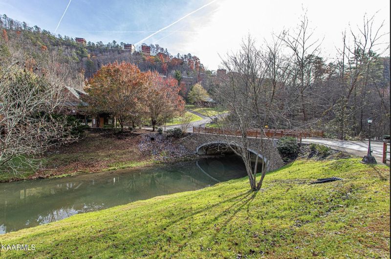 59 Smoky Ridge Way, Sevierville, TN 37862