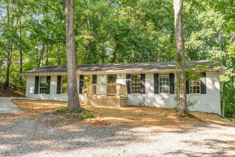 299 Engel Rd, Loudon, TN 37774