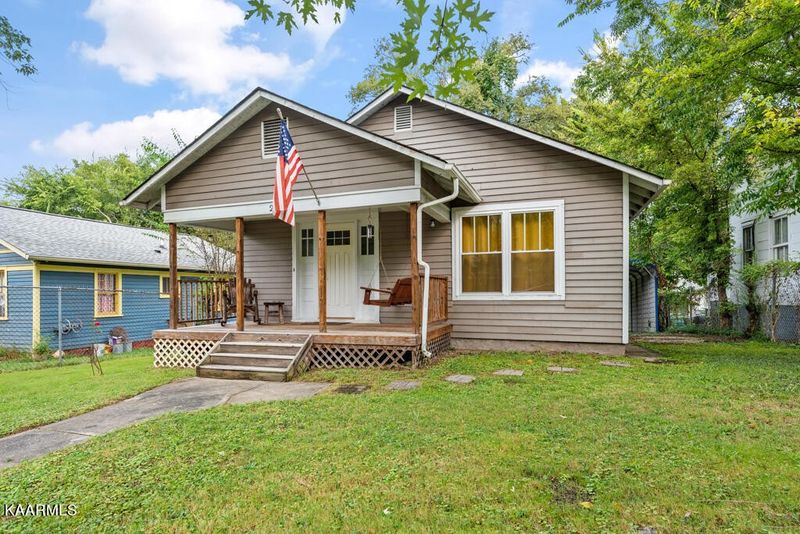 2011 Jefferson Ave, Knoxville, TN 37917