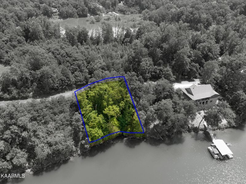 28 Sanctuary Shores Way, Sevierville, TN 37876