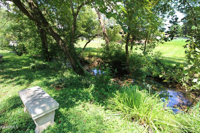 2338 Brooks Ave, Knoxville, TN 37915