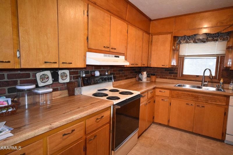 84298433 Meadow Trace Way, Knoxville, TN 37924