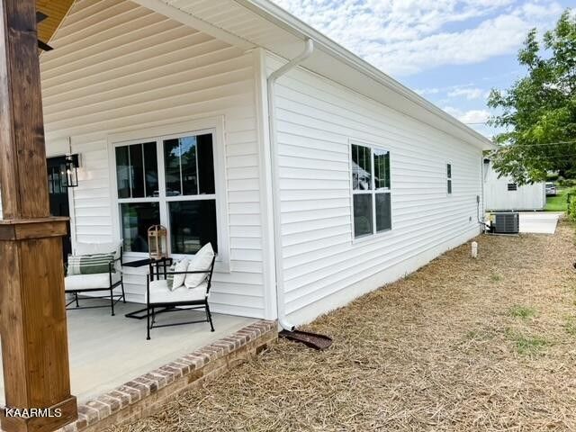 215 Oglewood Ave, Knoxville, TN 37917