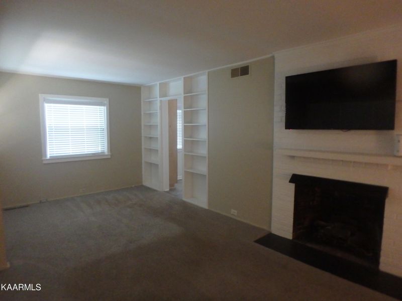 105 Plymouth Cir, Oak Ridge, TN 37830