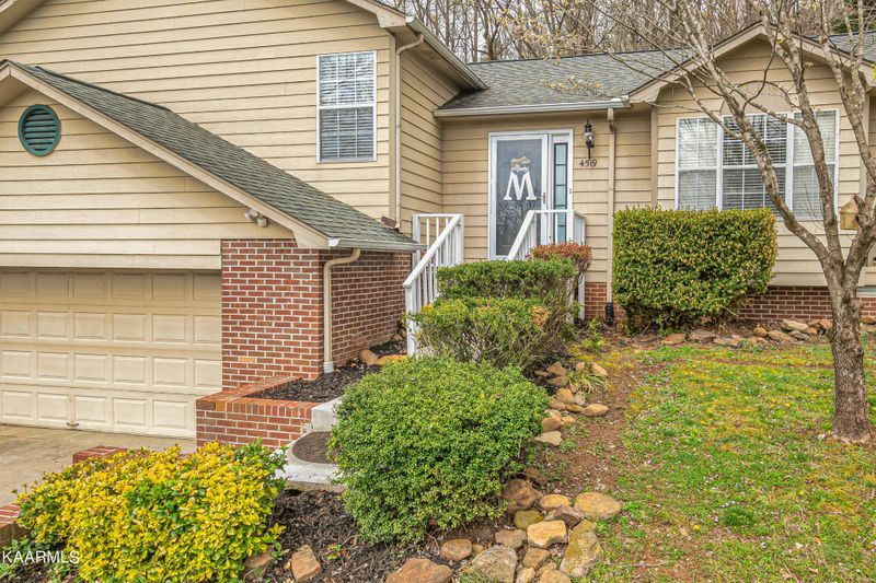 4519 Clairson Dr, Knoxville, TN 37931