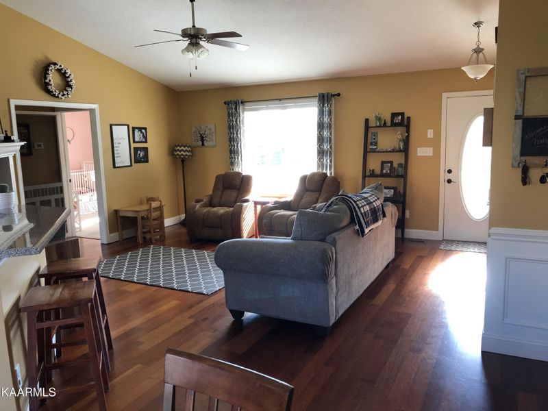 2109 Wesley Rdige Ln, Knoxville, TN 37921