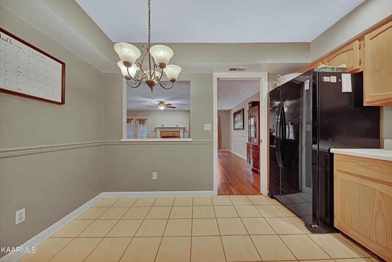 215 Camelot Ct, Knoxville, TN 37922