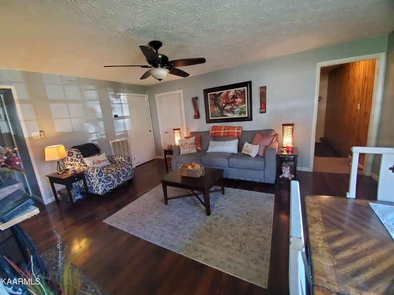 114 Decatur Rd, Oak Ridge, TN 37830