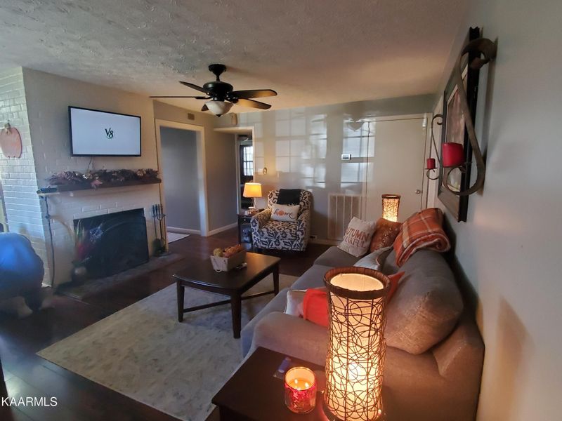 114 Decatur Rd, Oak Ridge, TN 37830