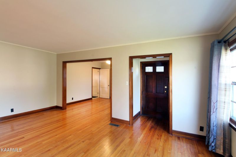 5339 Gaineswood Rd, Knoxville, TN 37918