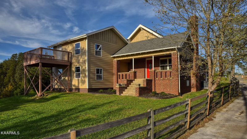 2416 Kennedy Rd, Knoxville, TN 37914