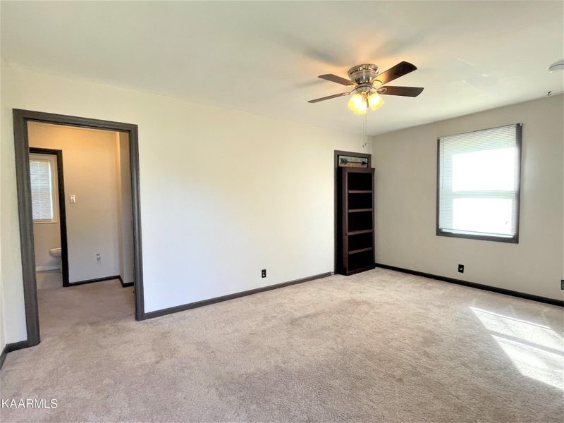 3400 Feathers St, Knoxville, TN 37920
