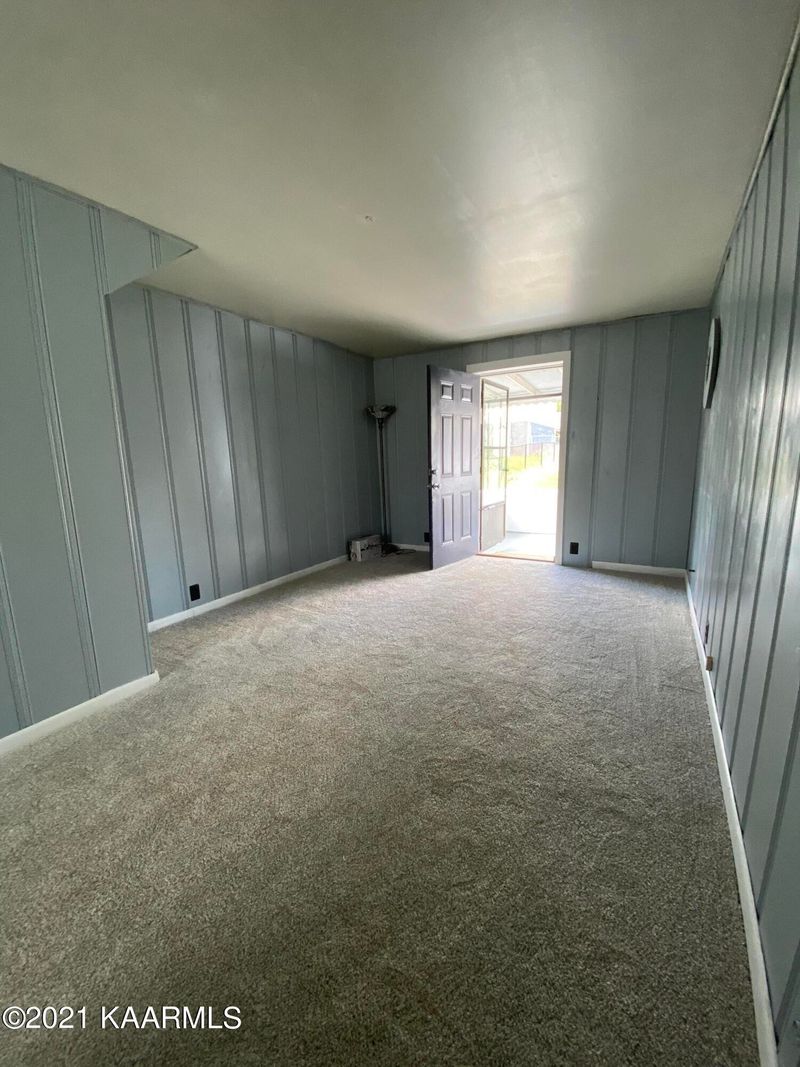 1018 Atlantic Ave, Knoxville, TN 37917