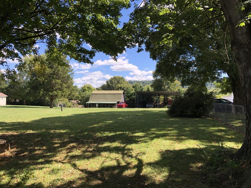 4712 E Emory Rd, Knoxville, TN 37938