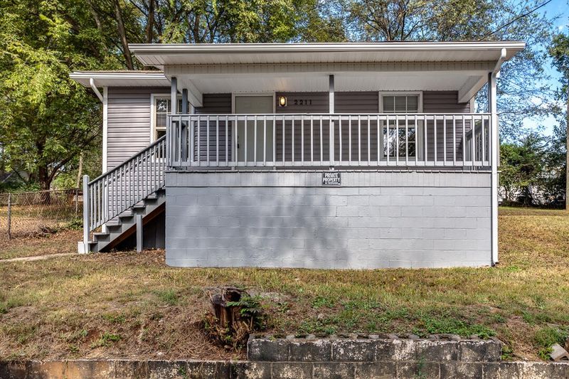 2211 Se Daisy Ave, Knoxville, TN 37915