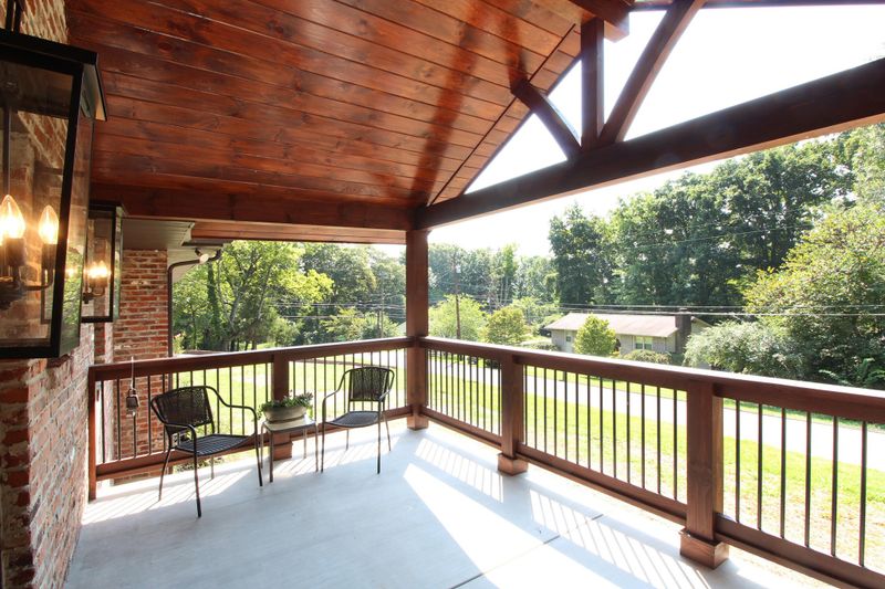 5502 S Briscoe Cir, Knoxville, TN 37918
