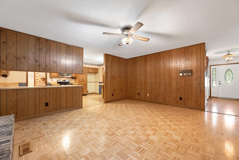 7412 Wickam Rd, Knoxville, TN 37931