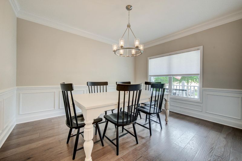 103 Mistletoeberry Rd, Oak Ridge, TN 37830
