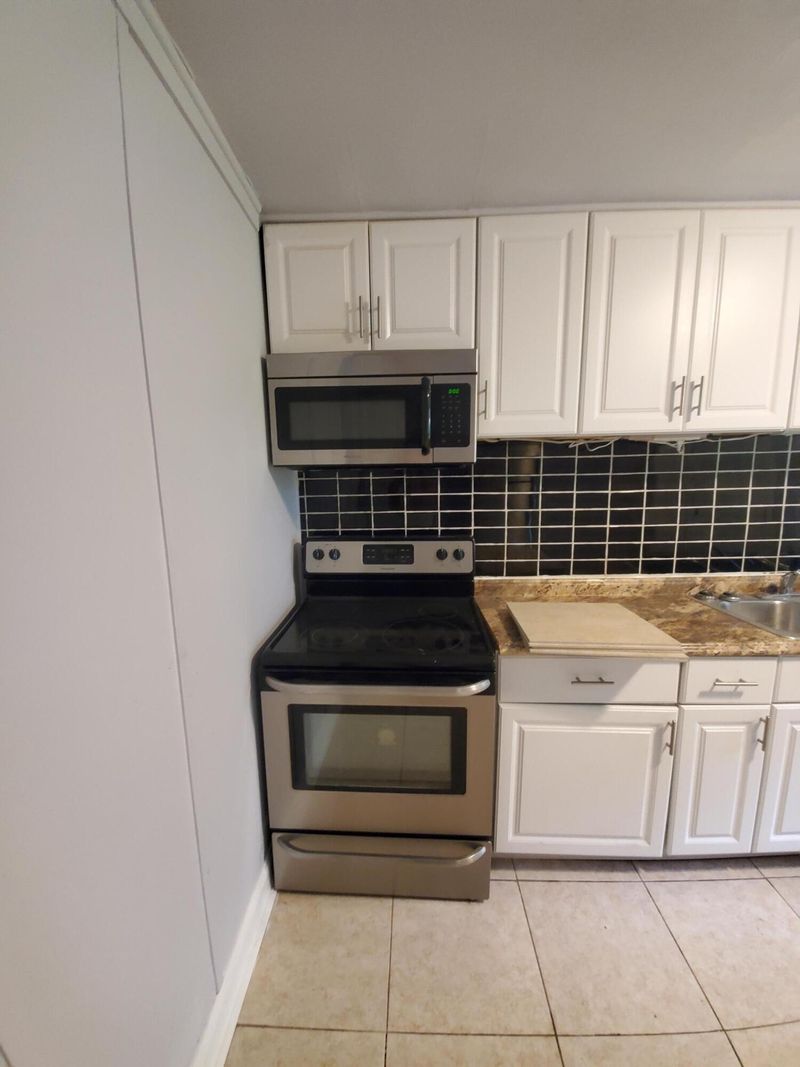 124 Jarrett Ln, Oak Ridge, TN 37830